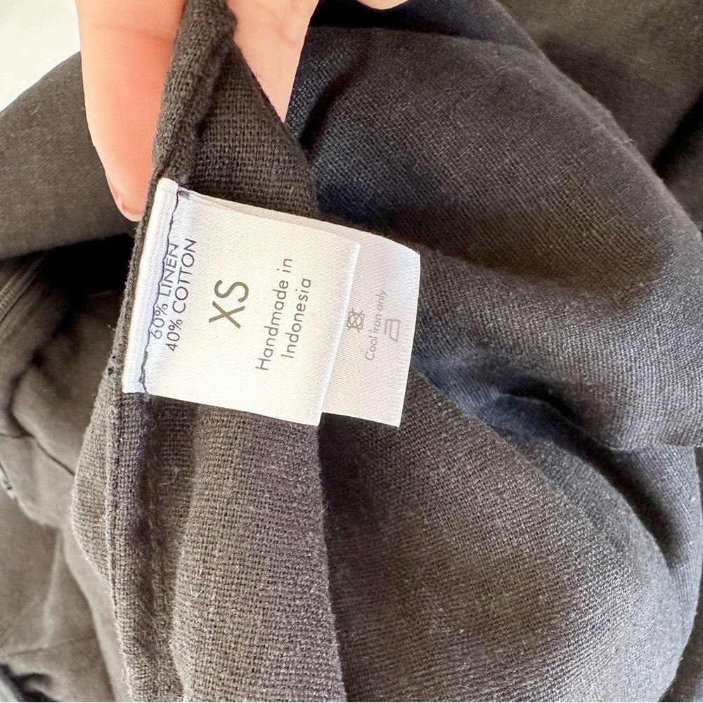 AURA Linen Jumpsuit in black XS - Picture 9 of 10